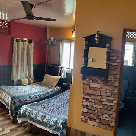 Calcutta Backpackers Homestay -Only For Backpackers & Travellers Εξωτερικό φωτογραφία